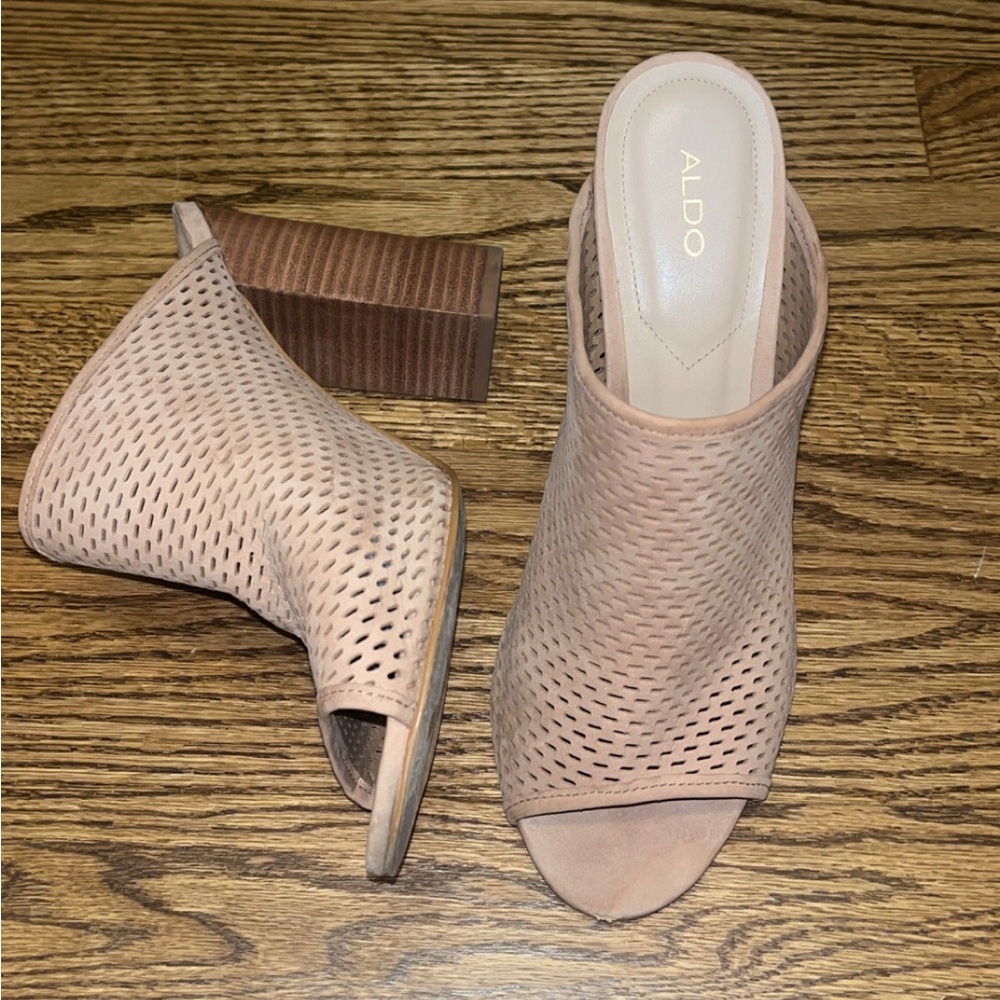 Women’s Size 8 Aldo Open-Toe Block Heel Mules